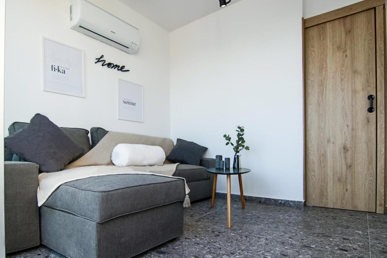 Phaedrus Living Seaview Studio Suite Lighthouse 52 Paphos Extérieur photo