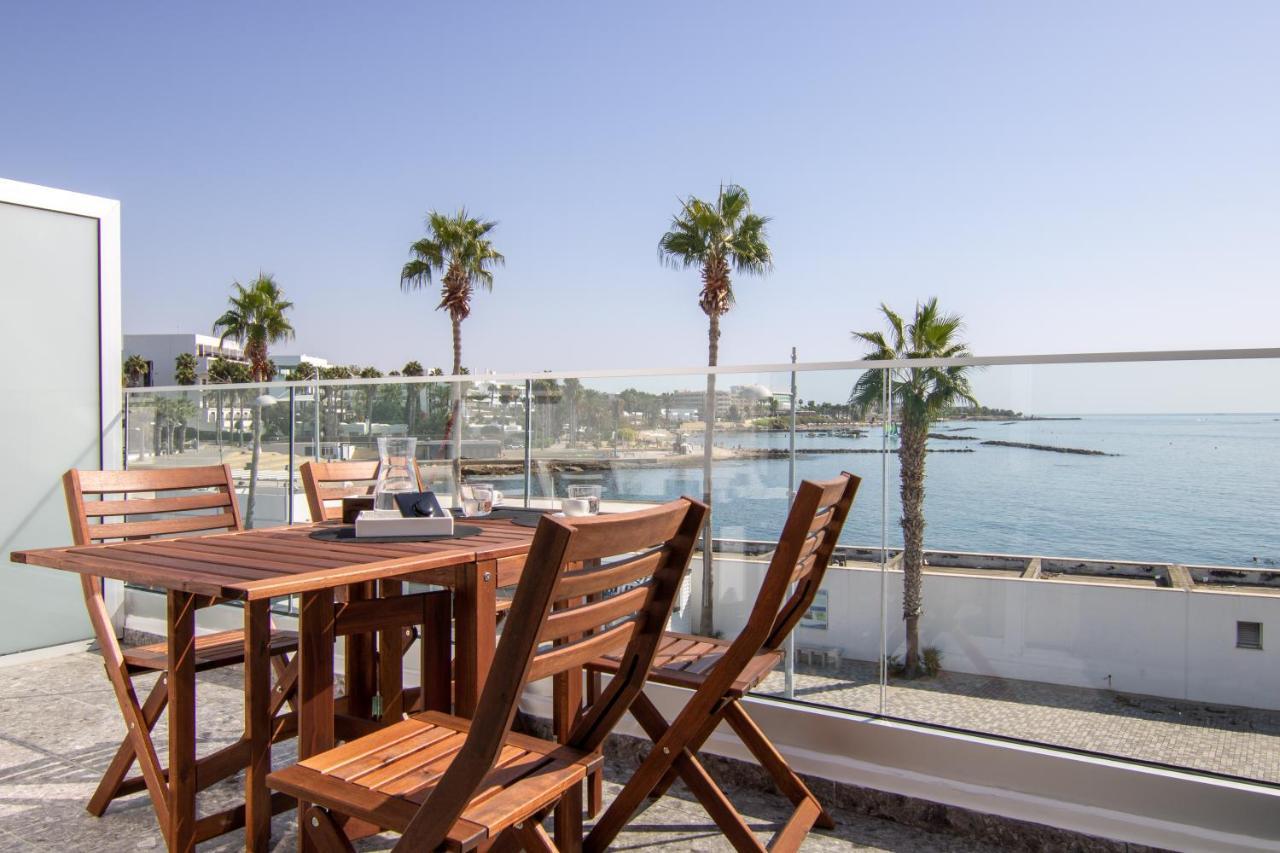 Phaedrus Living Seaview Studio Suite Lighthouse 52 Paphos Extérieur photo