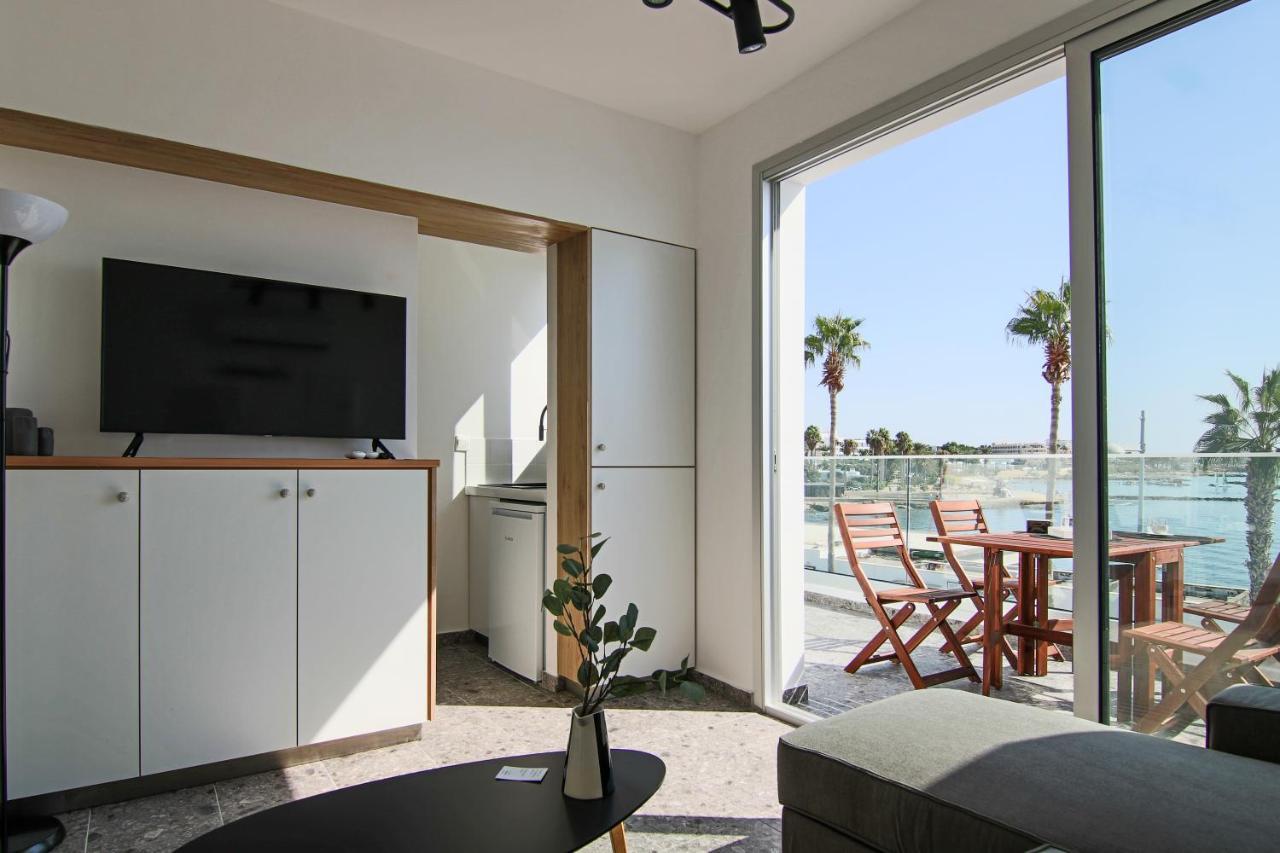 Phaedrus Living Seaview Studio Suite Lighthouse 52 Paphos Extérieur photo