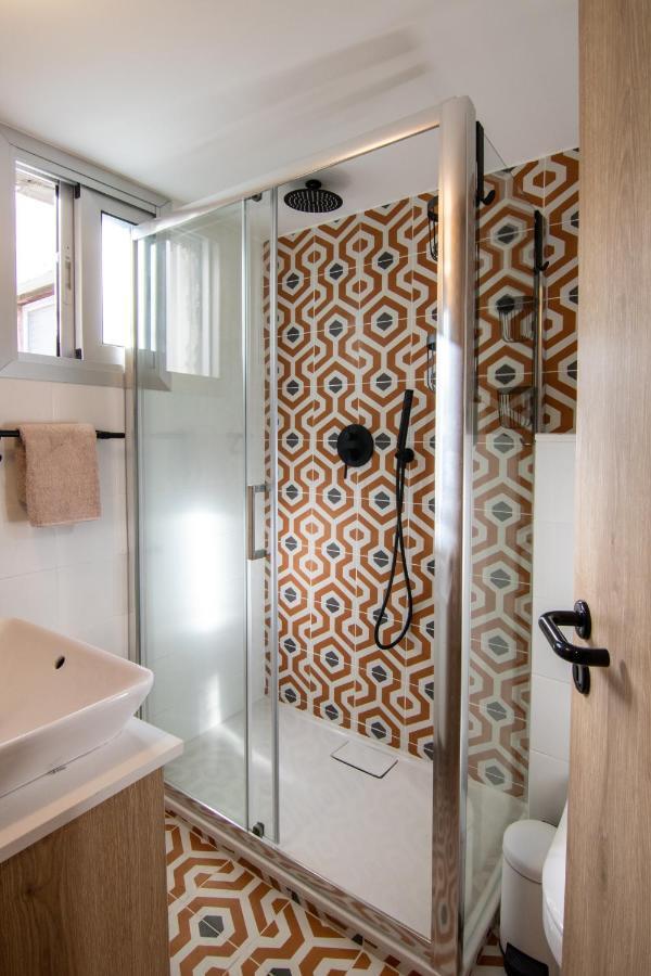Phaedrus Living Seaview Studio Suite Lighthouse 52 Paphos Extérieur photo