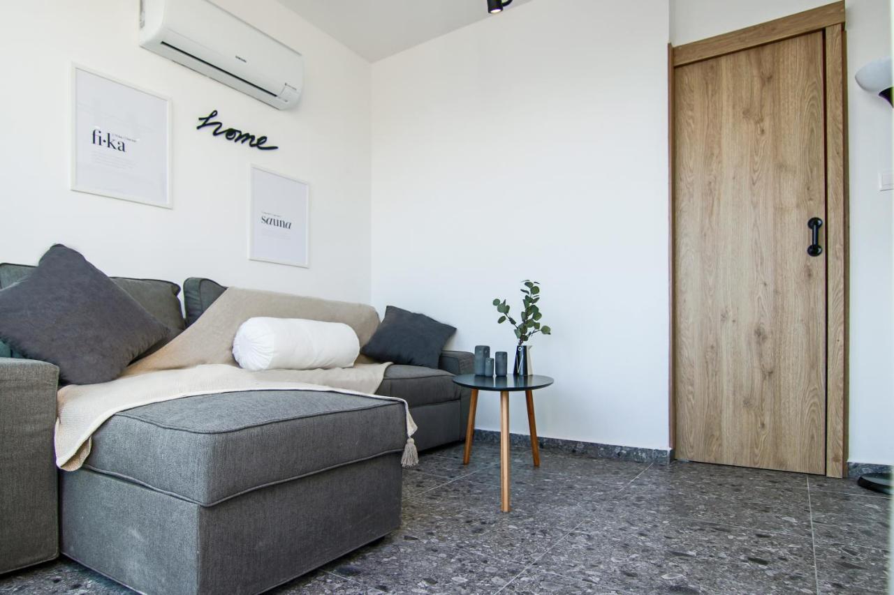 Phaedrus Living Seaview Studio Suite Lighthouse 52 Paphos Extérieur photo