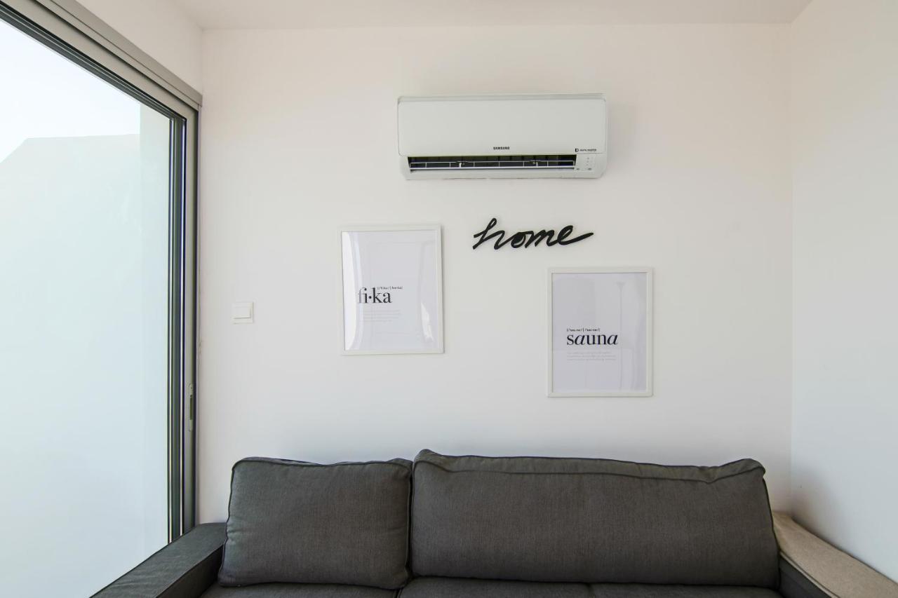 Phaedrus Living Seaview Studio Suite Lighthouse 52 Paphos Extérieur photo